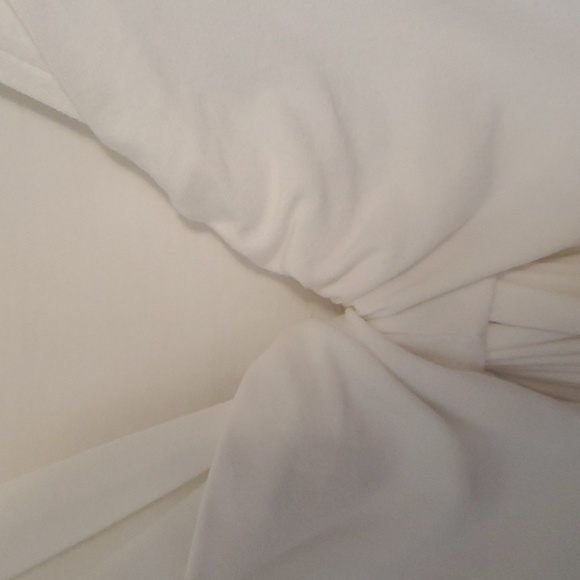 New York and Company Stretch white Sleeveless V neck dressy tank top - Picture 3 of 5